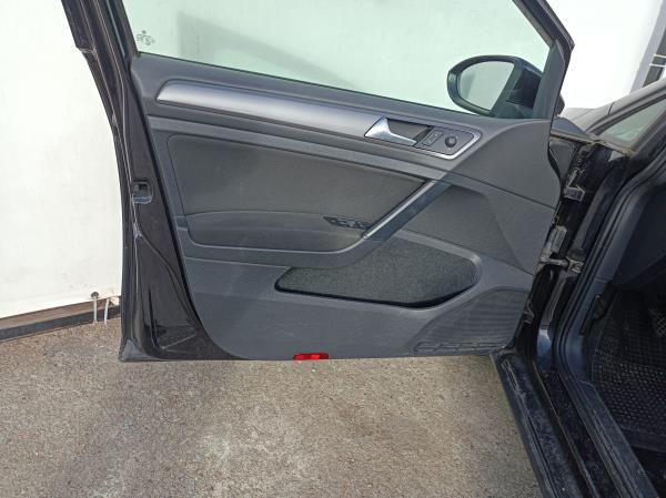 Golf VII  VOLKSWAGEN Golf VII (5G1, BQ1, BE1, BE2) Imagem-51