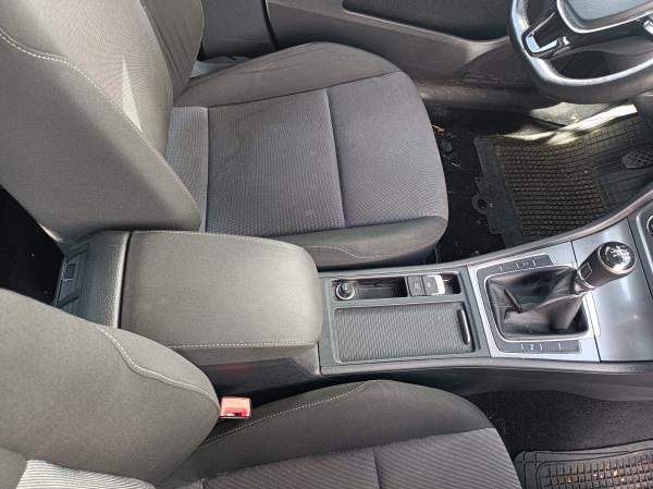 Golf VII  VOLKSWAGEN Golf VII (5G1, BQ1, BE1, BE2) Imagem-111