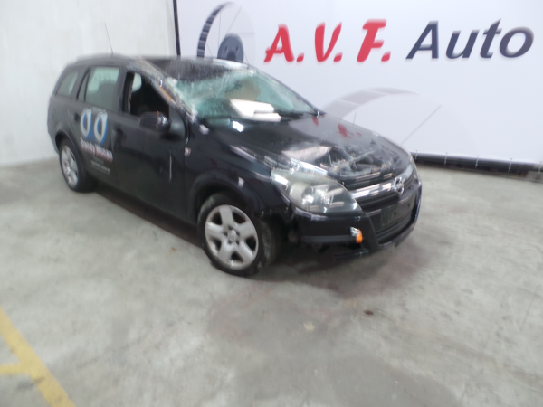 Astra H Caravan  OPEL Astra H Caravan (L35) Imagem-1