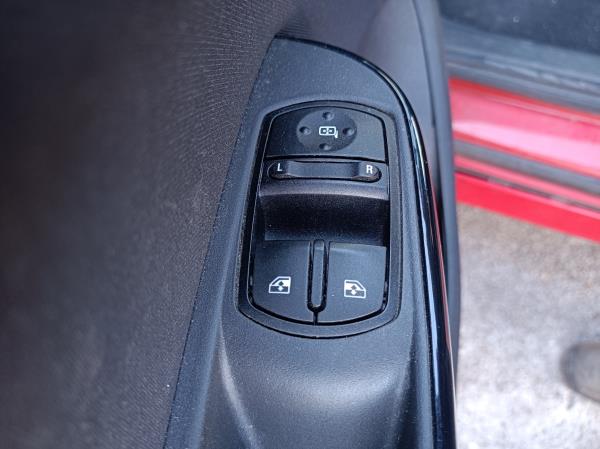 Corsa E OPEL Corsa E Imagem-47