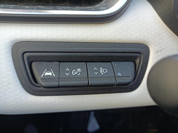 Clio V  RENAULT Clio V (BF_) Imagem-81