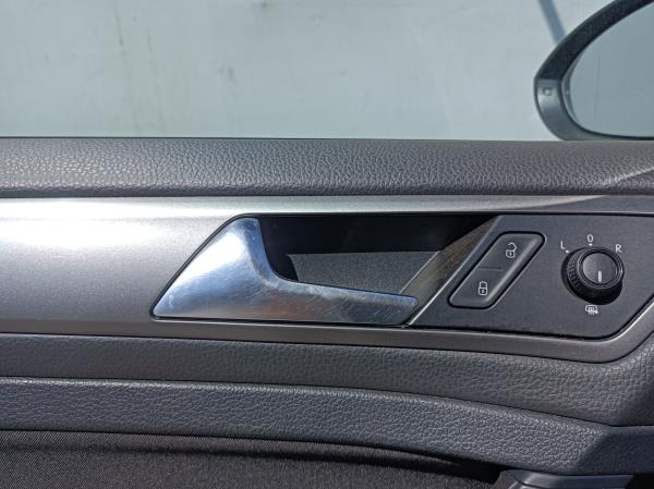 Golf VII  VOLKSWAGEN Golf VII (5G1, BQ1, BE1, BE2) Imagem-42