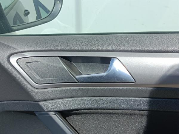 Golf VII  VOLKSWAGEN Golf VII (5G1, BQ1, BE1, BE2) Imagem-46