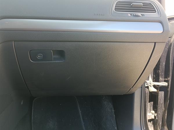 Golf VII  VOLKSWAGEN Golf VII (5G1, BQ1, BE1, BE2) Imagem-51