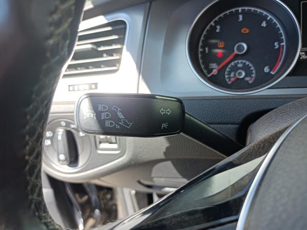 Golf VII  VOLKSWAGEN Golf VII (5G1, BQ1, BE1, BE2) Imagem-69