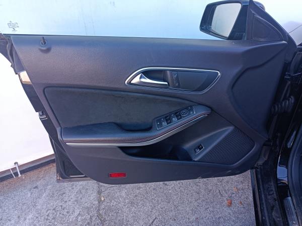 CLA Coupé  MERCEDES-BENZ CLA Coupé (C117) Imagem-59