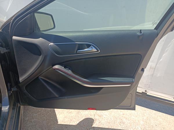 Classe A  MERCEDES-BENZ Classe A (W176) Imagem-62