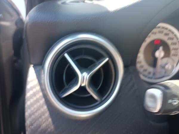 Classe A  MERCEDES-BENZ Classe A (W176) Imagem-86