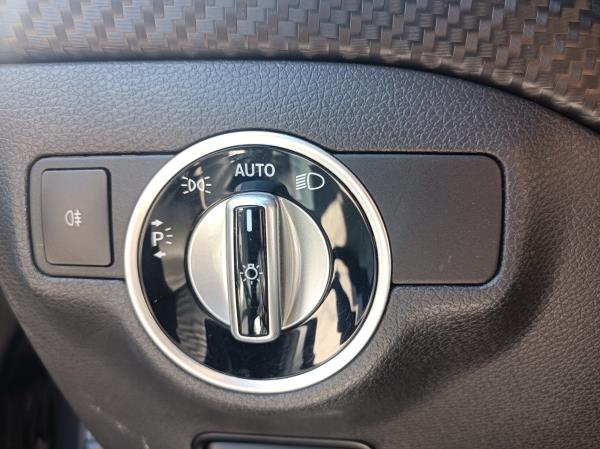 Classe A  MERCEDES-BENZ Classe A (W176) Imagem-88