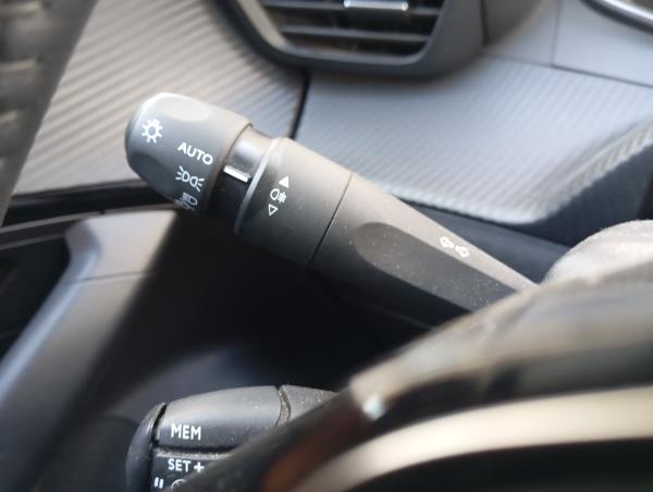 2008 II  PEUGEOT 2008 II (U_) Imagem-77