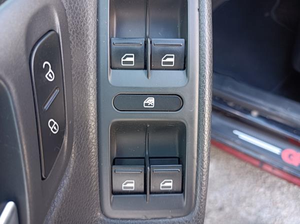 Golf VI  VOLKSWAGEN Golf VI (5K1) Imagem-59