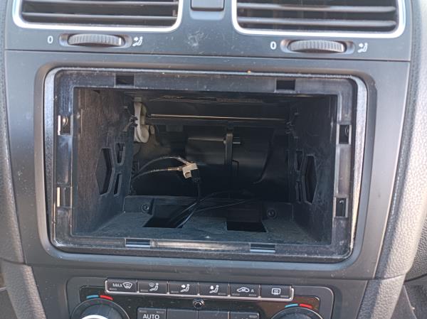 Golf VI  VOLKSWAGEN Golf VI (5K1) Imagem-81