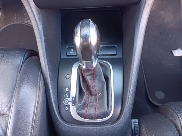 Golf VI  VOLKSWAGEN Golf VI (5K1) Imagem-87