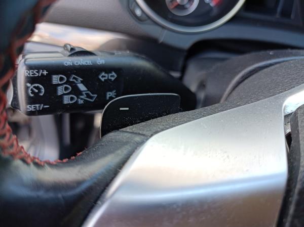 Golf VI  VOLKSWAGEN Golf VI (5K1) Imagem-100