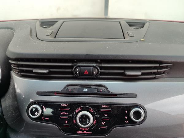 Giulietta  ALFA ROMEO Giulietta (940_) Imagem-74