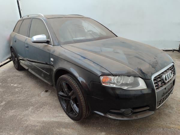 A4  AUDI A4 (8EC, B7) Imagem-1