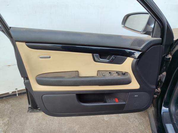 A4  AUDI A4 (8EC, B7) Imagem-45