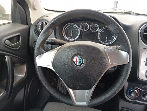 Mito  ALFA ROMEO Mito (955_) Imagem-84