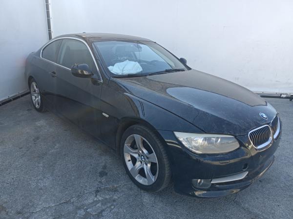 3 Coupé  BMW 3 Coupé (E92) Imagem-1