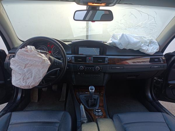 3 Coupé  BMW 3 Coupé (E92) Imagem-6