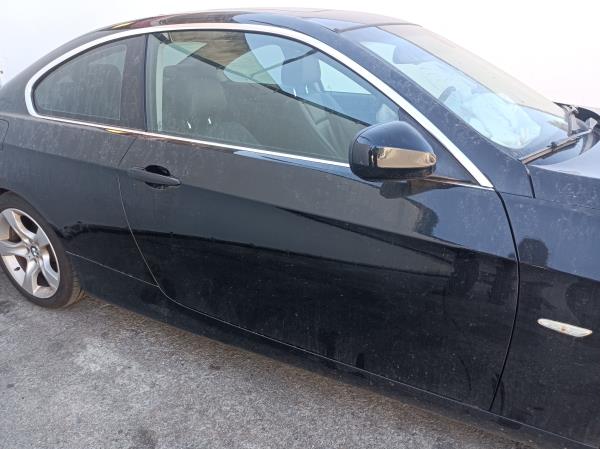 3 Coupé  BMW 3 Coupé (E92) Imagem-13