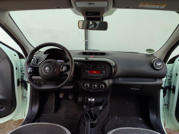 Twingo III  RENAULT Twingo III (BCM_) Imagem-6
