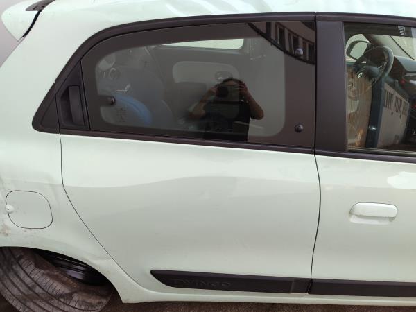Twingo III  RENAULT Twingo III (BCM_) Imagem-23