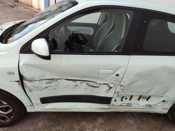 Twingo III  RENAULT Twingo III (BCM_) Imagem-26