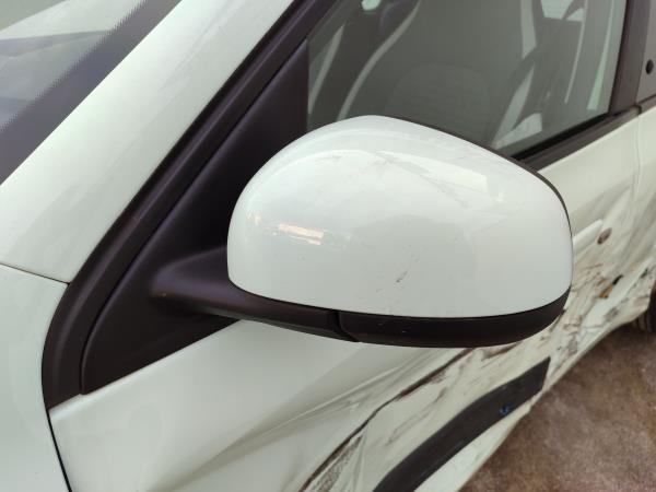 Twingo III  RENAULT Twingo III (BCM_) Imagem-44