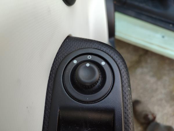 Twingo III  RENAULT Twingo III (BCM_) Imagem-54