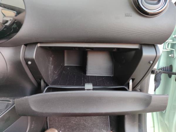 Twingo III  RENAULT Twingo III (BCM_) Imagem-73