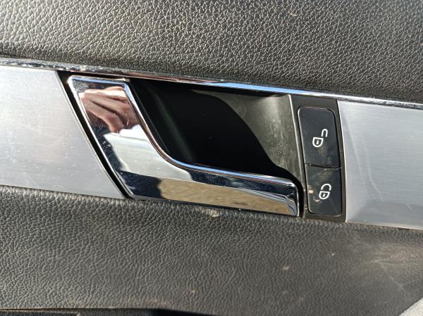 Classe C  MERCEDES-BENZ Classe C (W204) Imagem-52