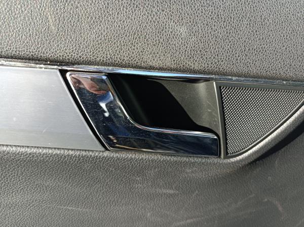 Classe C  MERCEDES-BENZ Classe C (W204) Imagem-56