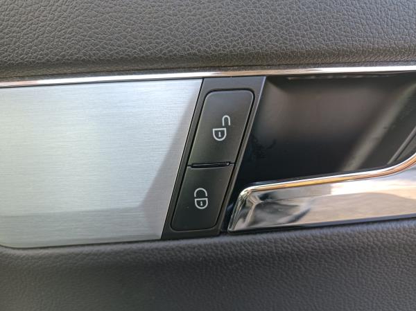 Classe C  MERCEDES-BENZ Classe C (W204) Imagem-76