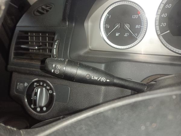 Classe C  MERCEDES-BENZ Classe C (W204) Imagem-151