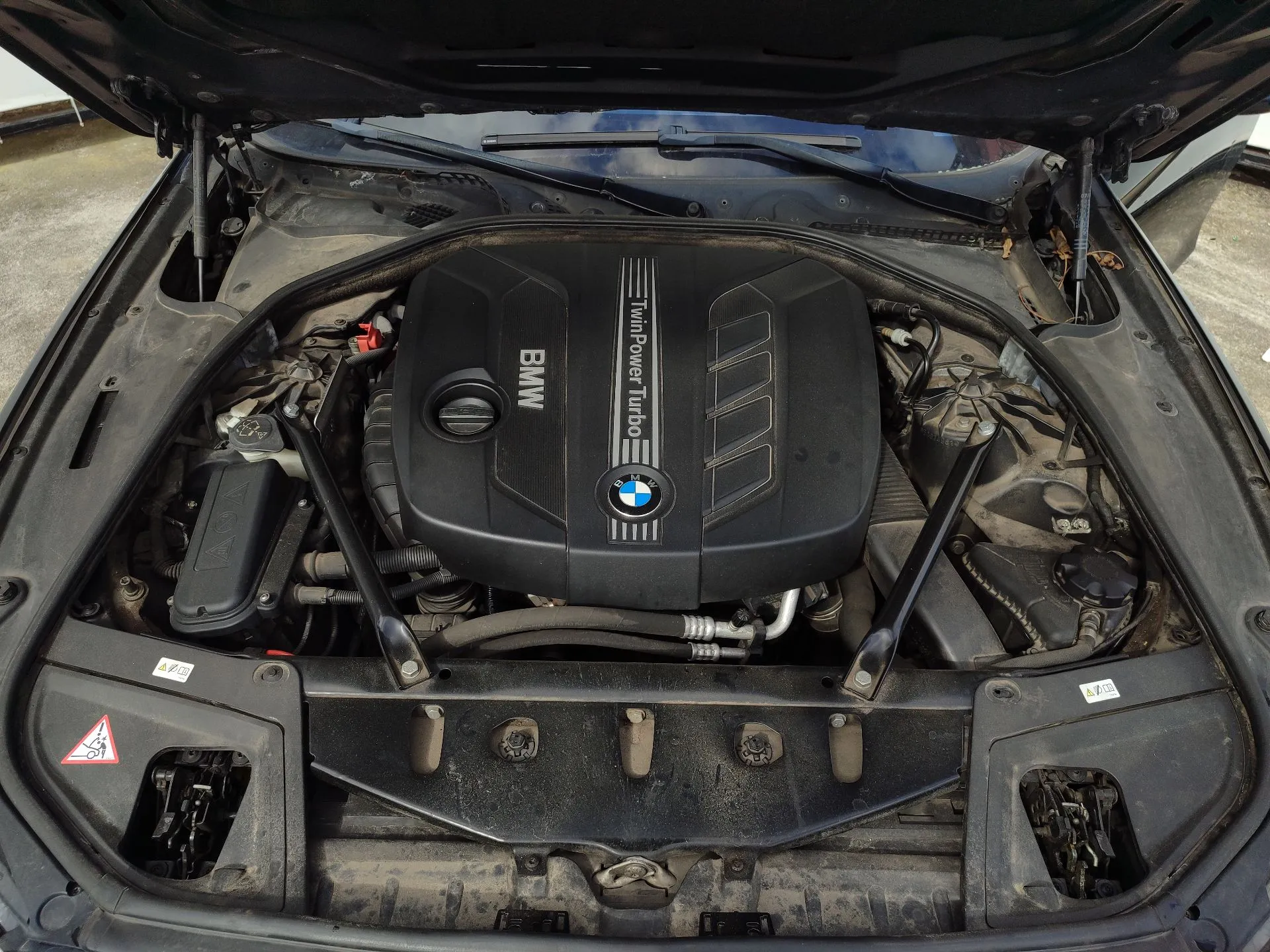 5  BMW 5 (F10) Imagem-7