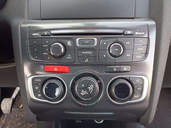 C4 II  CITROËN C4 II (B7) Imagem-84