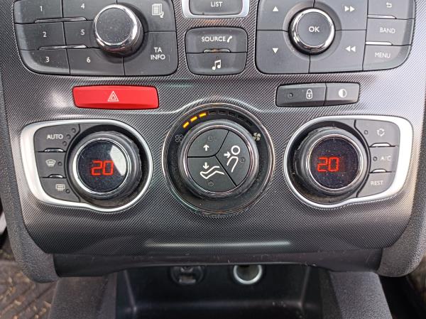 C4 II  CITROËN C4 II (B7) Imagem-96