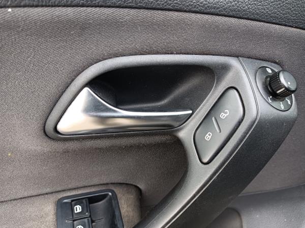 Polo  VOLKSWAGEN Polo (6R, 6C) Imagem-47