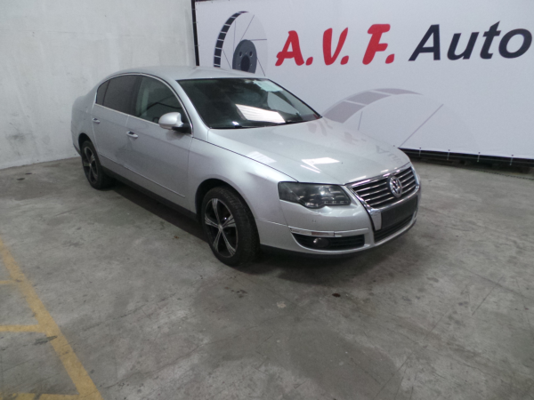 Passat  VOLKSWAGEN Passat (3C2) Imagem-1