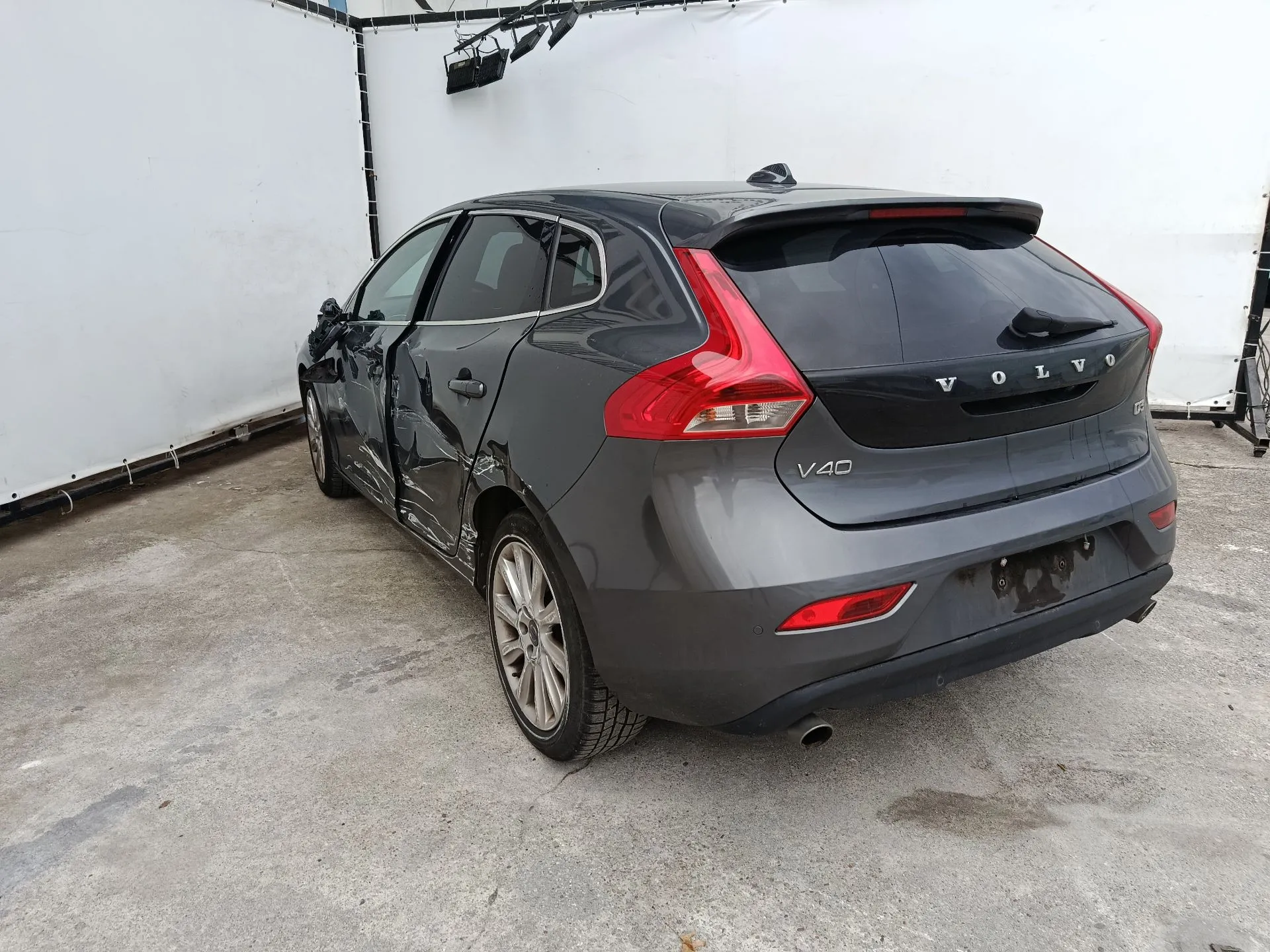 V40 Hatchback VOLVO V40 Hatchback Imagem-4