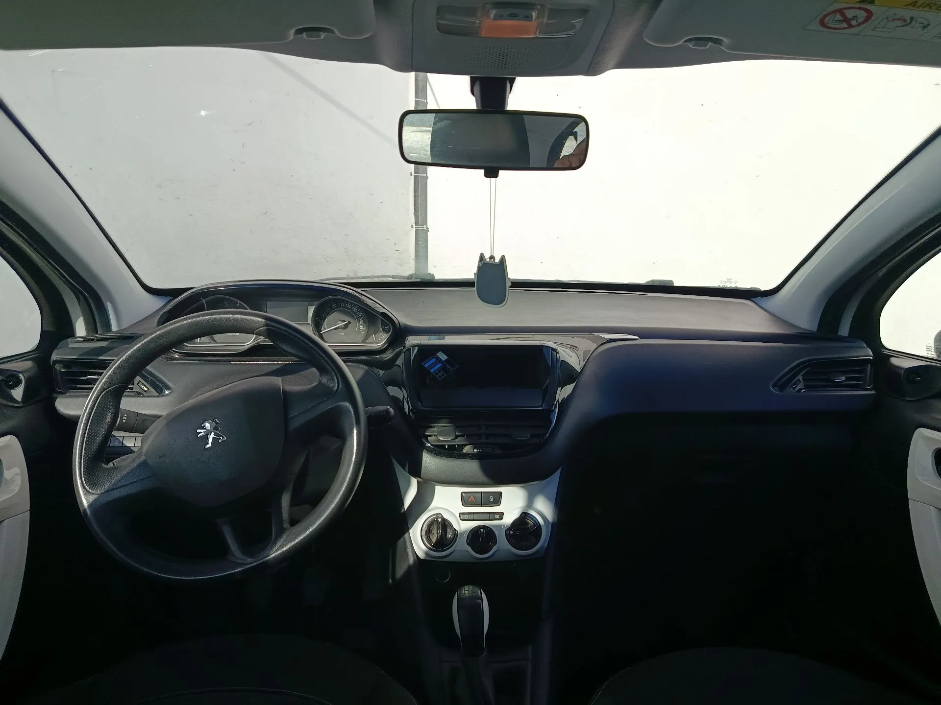 208 PEUGEOT 208 Imagem-6