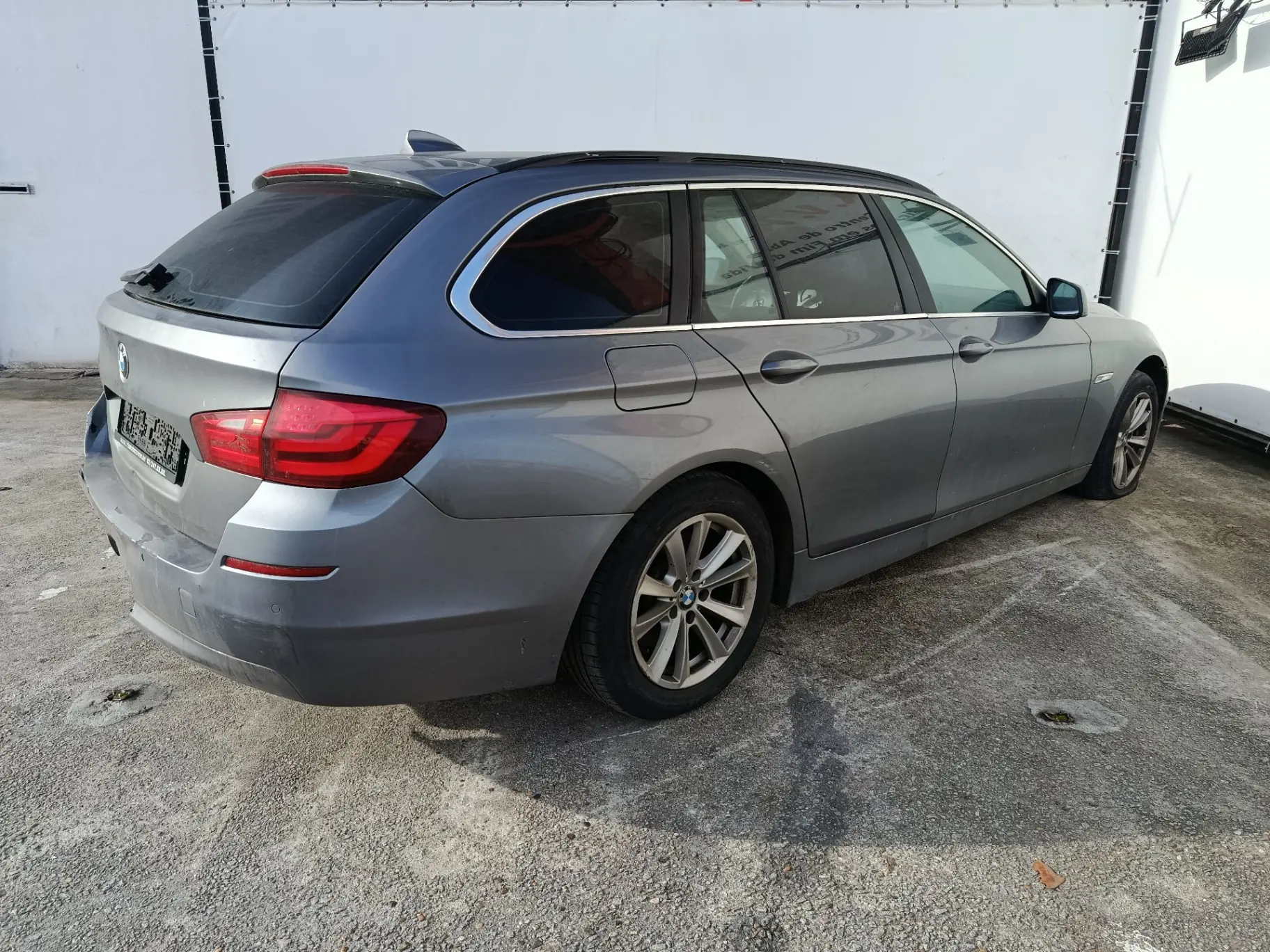 5 Touring  BMW 5 Touring (F11) Imagem-2