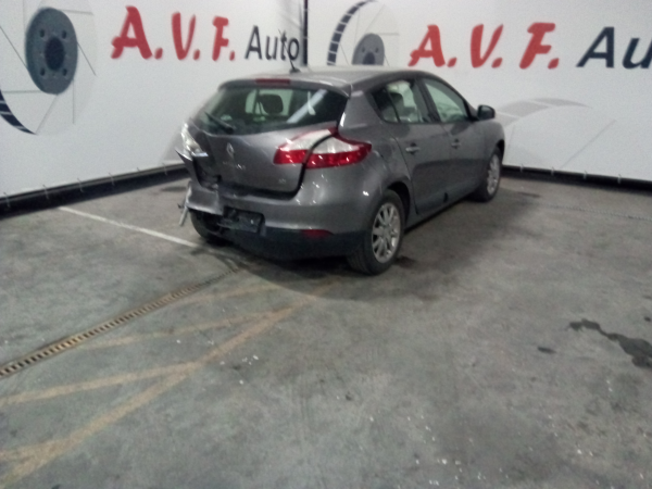 Megane III  RENAULT Megane III (BZ0_) Imagem-4