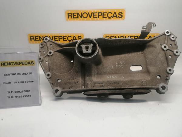 Subchasis delantero VOLKSWAGEN Golf V (1K1)