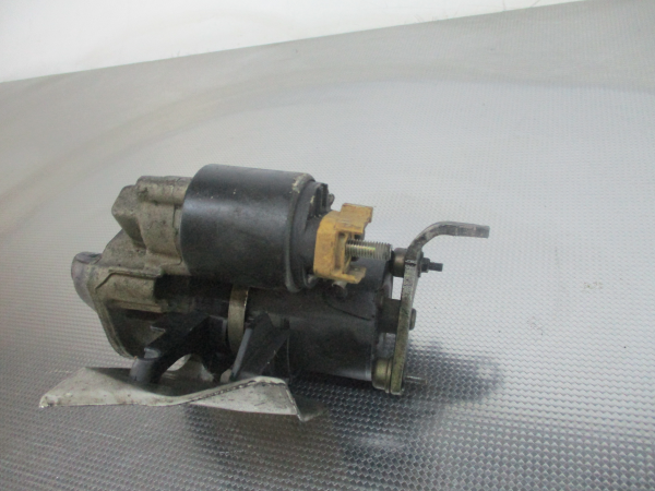 Motor de arranque VOLKSWAGEN Passat (3B3) Imagem-2