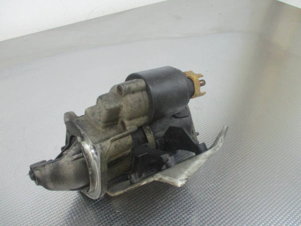 Motor de arranque VOLKSWAGEN Passat (3B3) Imagem-1