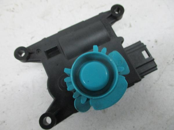 Motor del compuerta de la calefacción RENAULT Megane III (BZ0_) Imagem-2