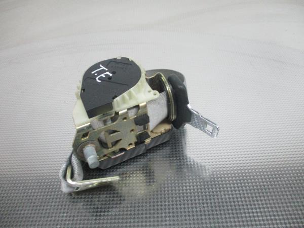 Left rear seatbelt MERCEDES-BENZ Classe C (W203) Imagem-3