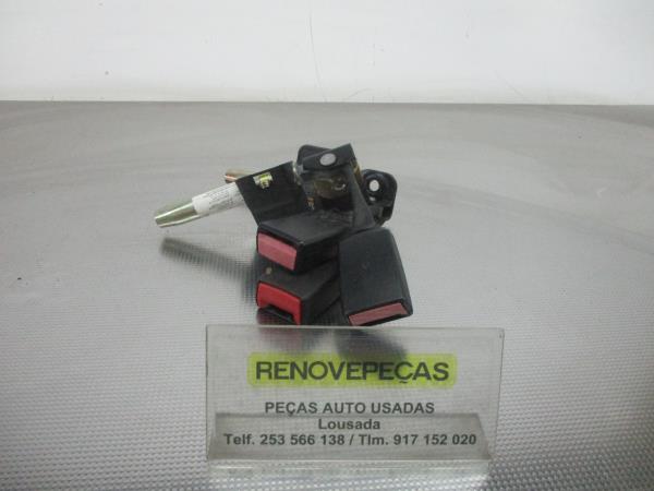 Hebilla de cinturón trasero izquierdo MERCEDES-BENZ Classe C (W203)